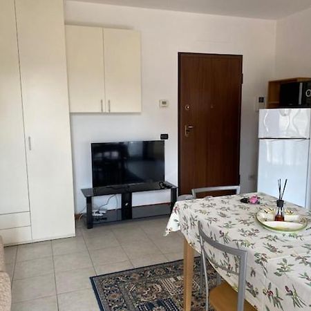 Da Tonio Apartman Lodi Kültér fotó